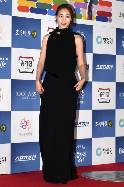 [TEN 포토] 이연희 '어둠을 밝히는 여신'