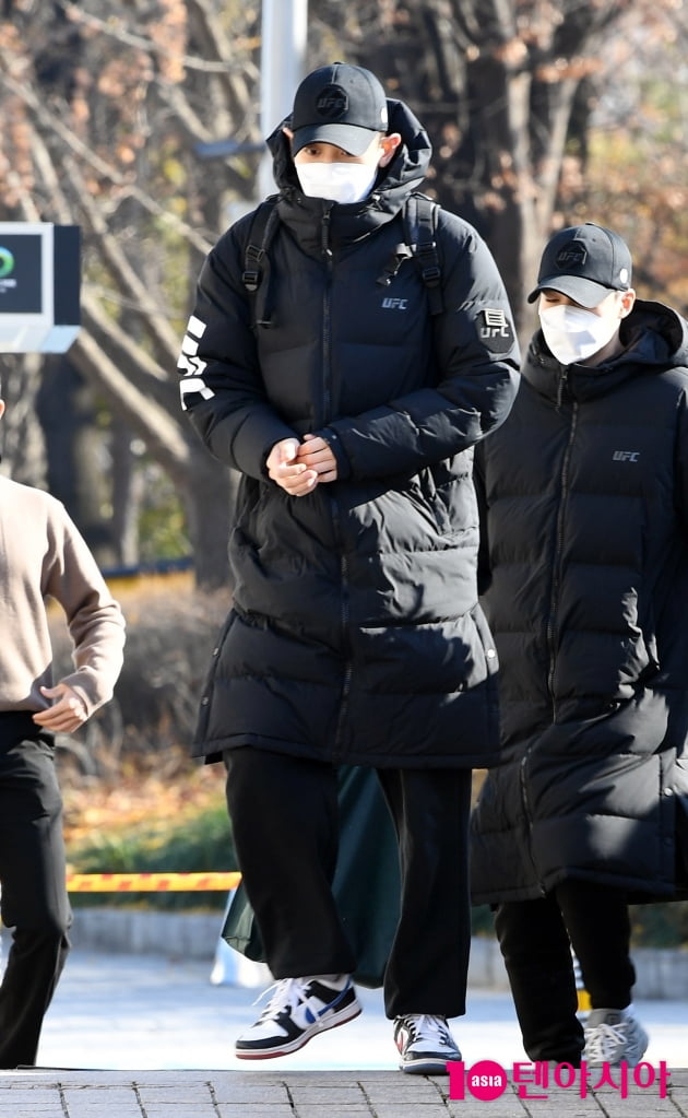 [TEN 포토] 엑소 찬열 '뮤지컬 마지막 공연 가는길'