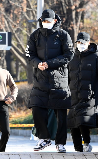 [TEN 포토] 엑소 찬열 '뮤지컬 마지막 공연 가는길'