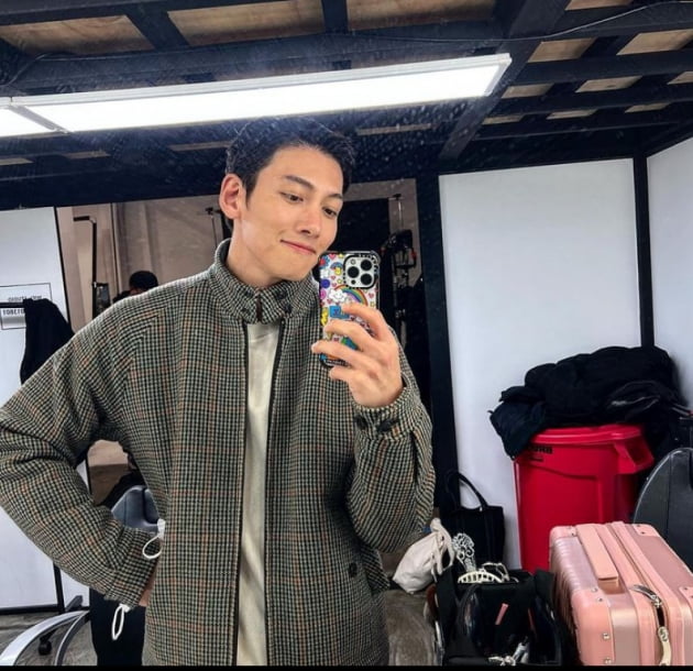 지창욱 인스타그램