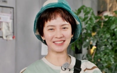 송지효, 데뷔 20년 만에 파격 숏컷…'런닝맨' 멤버들 "무슨 심경변화냐"