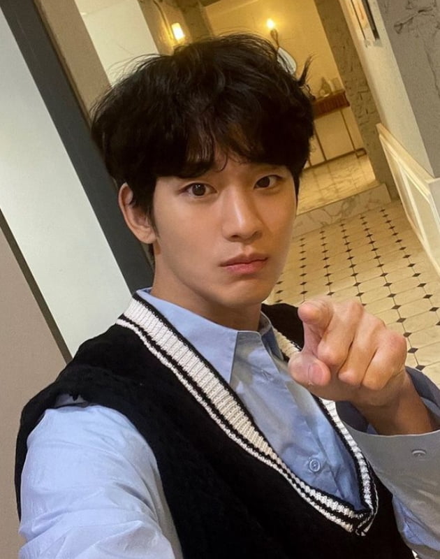 김수현 인스타그램