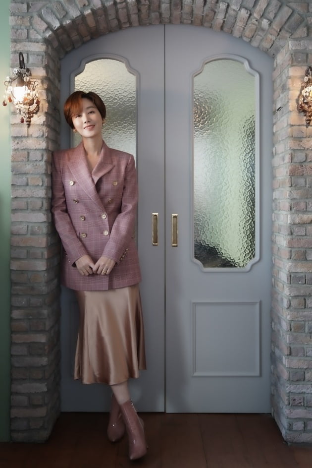 배우 김성령./사진제공=웨이브