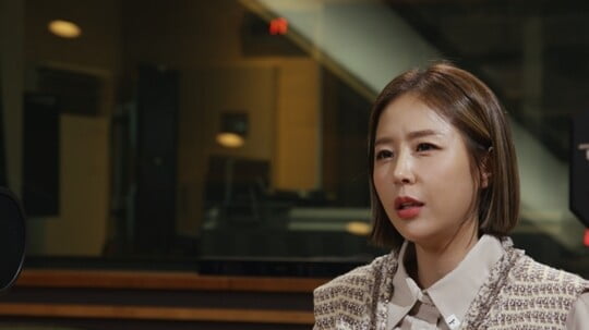 신지 "악플에 매일 울어…'하이킥' 중도 하차하려 했다" ('다큐플렉스')