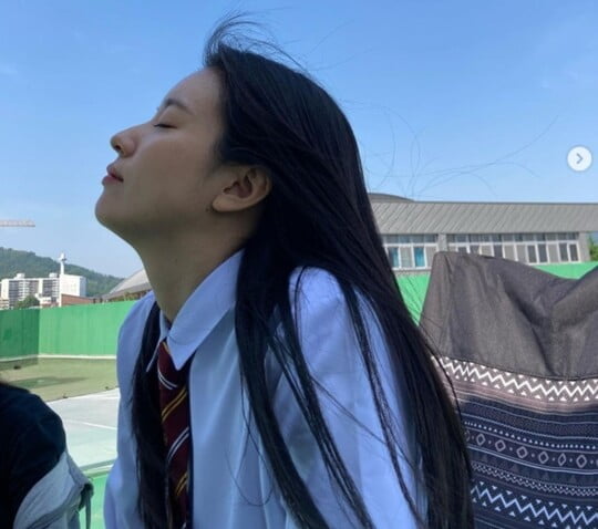 (사진=한효주 SNS)