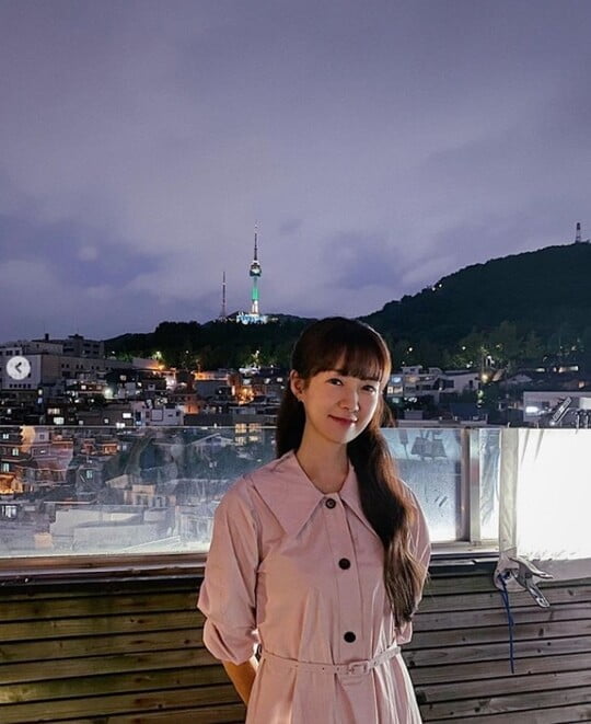 이요원, 42세+애셋맘 맞나요?…부러움 자아내는 독보적 동안미모 [TEN★]