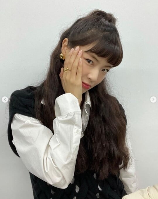 (사진=이선빈 SNS)