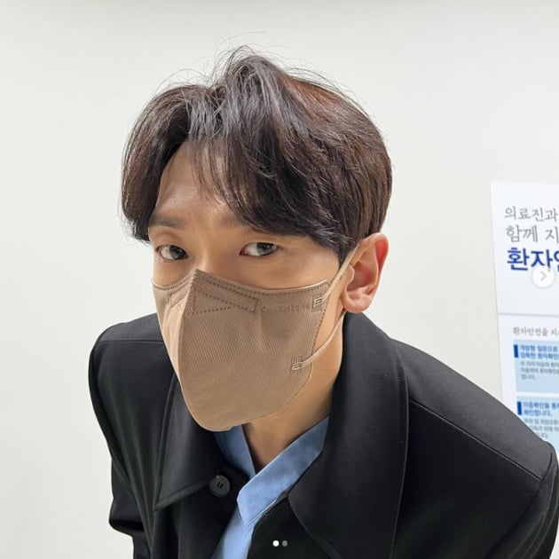 비, 마스크를 해도 잘생김...♥김태희가 반할 수 밖에 없는 멋짐[TEN★]