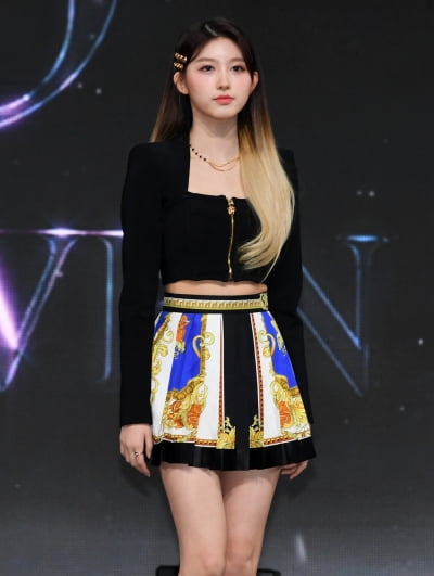 [TEN 포토] 아이브 가을 '맏언니의 시크함'