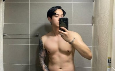 김상혁, "팬티핏" 적나라한 맨몸 셀카 [TEN★]