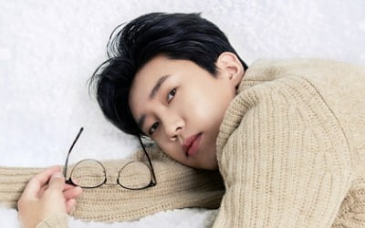 [공식] 임영웅, 21일 온라인 팬미팅 개최 "팬들 위한 깜짝 선물"