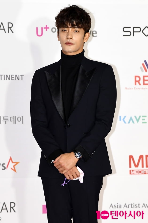 [TEN 포토] 성훈 '훈훈한 비주얼'