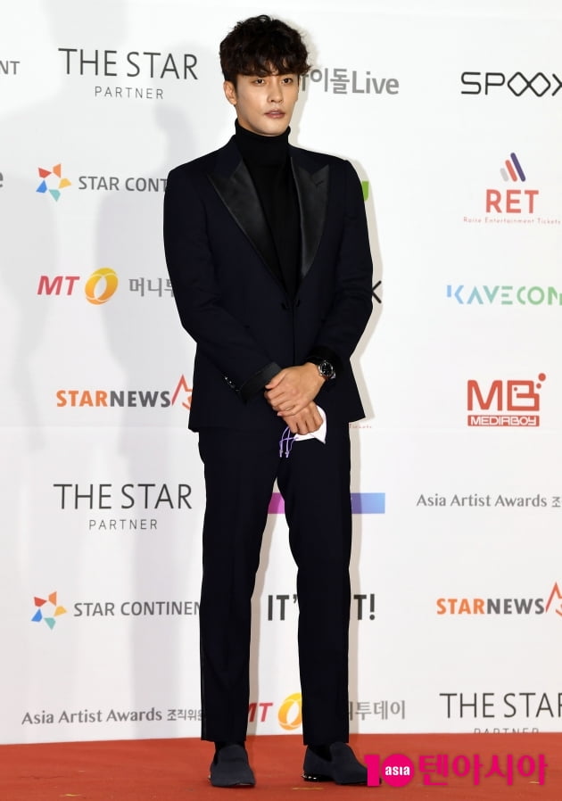 [TEN 포토] 성훈 '매력이 있는 이 남자'