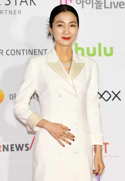 [TEN 포토] 김주령 '단아한 미소'