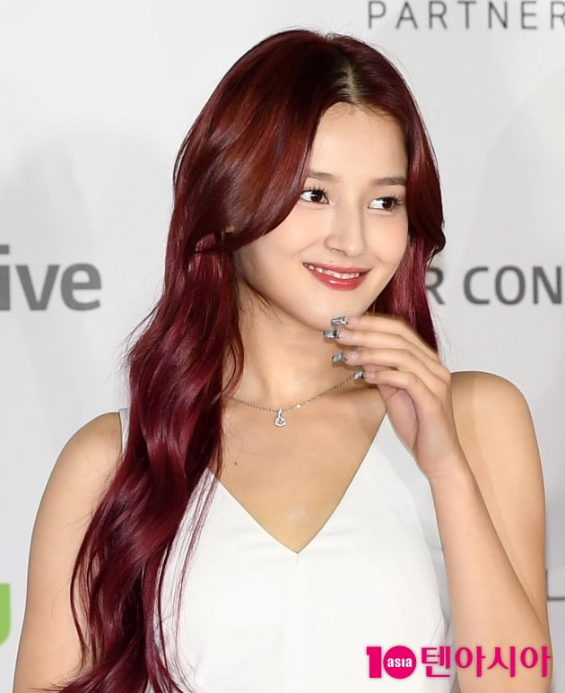 [TEN 포토] 모모랜드 낸시 '앵두빛 입술'