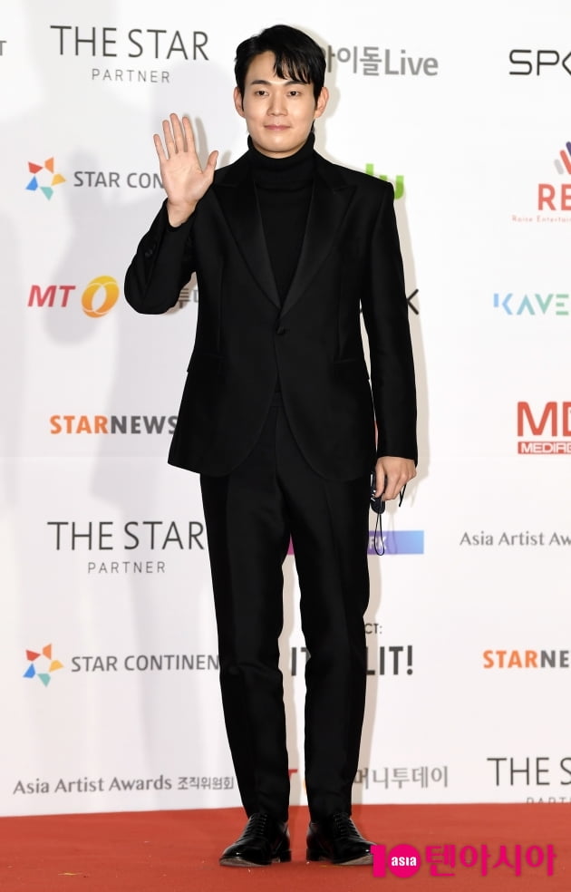 [TEN 포토] 류경수 '반갑습니다'