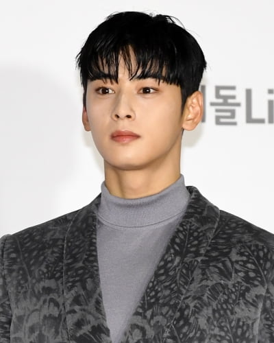 [TEN 포토] 차은우 '우수에 젖은 눈망울'
