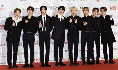 [TEN 포토] 스트레이키즈 '화려한 블랙'