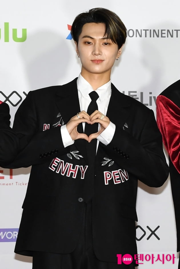 [TEN 포토] 엔하이픈 제이 '댄디한 하트'