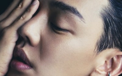 [TEN인터뷰] '지옥' 유아인 "서른쯤 죽을 생각해, 겉멋과 허세에 찌들었던 20대 떠올랐죠"