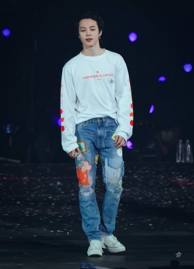 '최애' 방탄소년단 지민, LA콘서트 천상계 실물 후기→.LA콘 실물후기 SNS강타