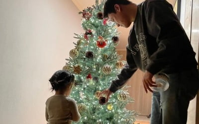 '오상진♥' 김소영, "딸이 신혼 때 모은 오너먼트 부숴버려" 속상하기보단 즐거워 [TEN★]