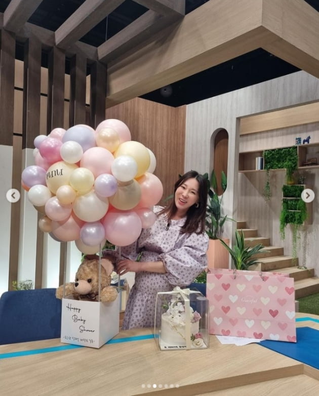 '문재완♥' 이지혜, 둘째 출산전 마지막 녹화...서프라이즈 이벤트에 울컥[TEN★]
