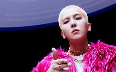 [종합] "나는 관종"…팬심 저격수 된 송민호의 '탕!♡'