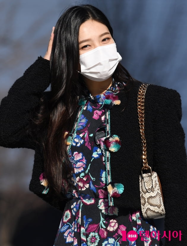 [TEN 포토] 레드벨벳 조이 '점점 이뻐지네'