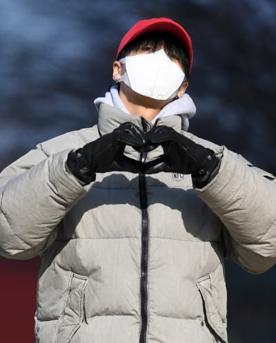 [TEN 포토] 라비 '여러분의 사랑이 필요합니다'