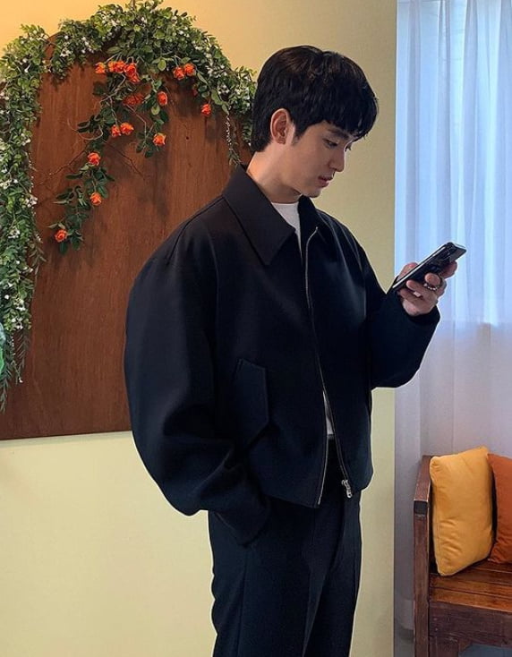 김수현, 팬들 쓰러질 미소…꾸밈없이 '멋짐' 폭발 [TEN★]