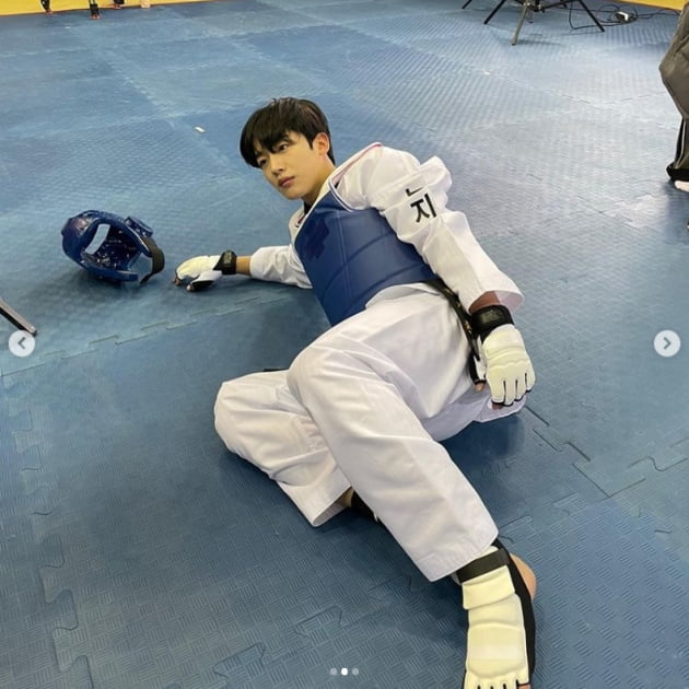 김요한, 여심 사로잡는 부드러운 눈빛...귀공자 포스[TEN★]