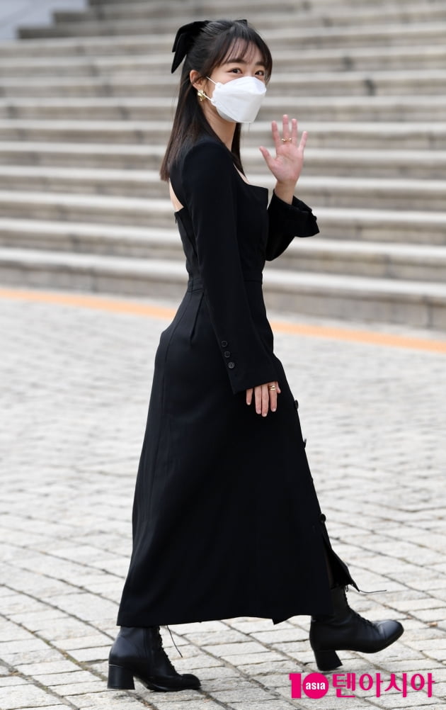 [TEN 포토] 소주연 '청순외모에 반전뒤태'