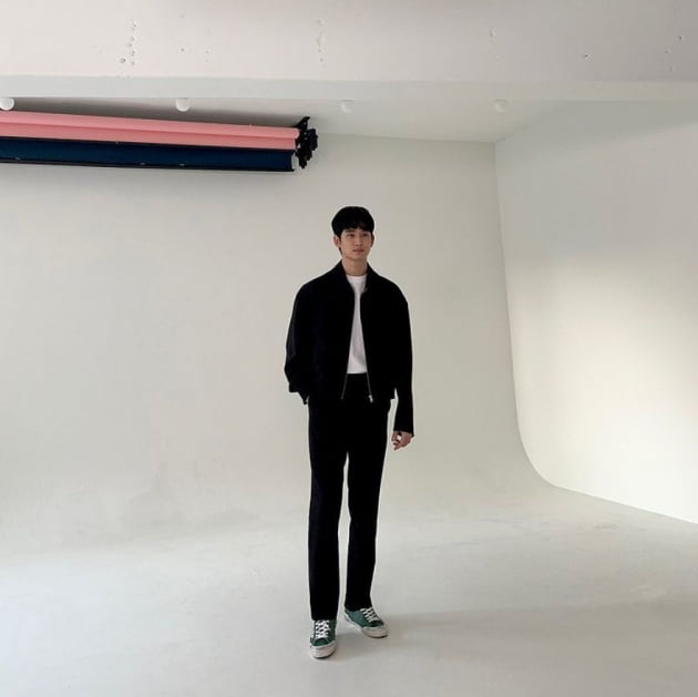 김수현, 가질 수 없는 남친의 비주얼...마초남의 매력[TEN★]