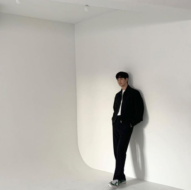 김수현, 가질 수 없는 남친의 비주얼...마초남의 매력[TEN★]