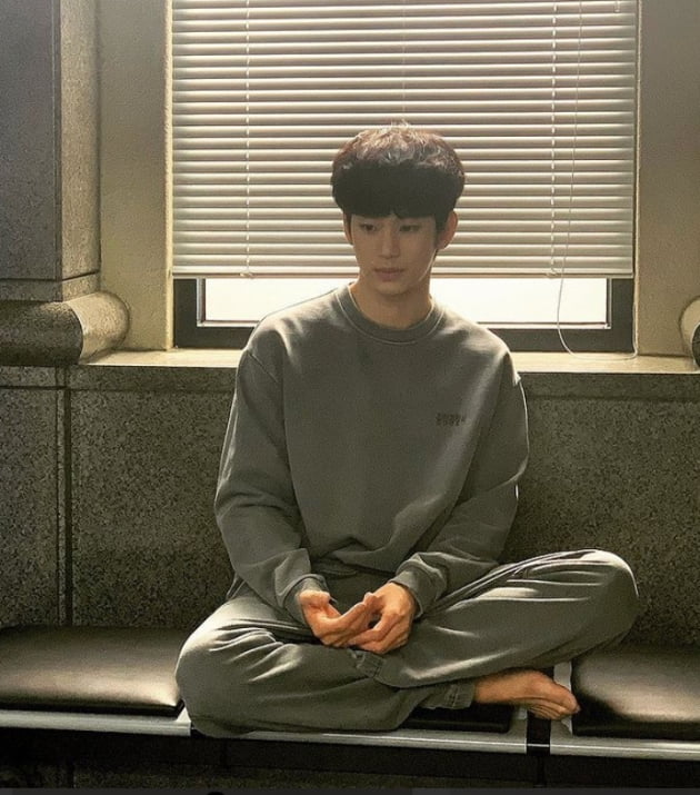 김수현 인스타그램