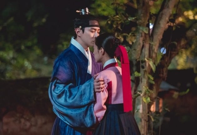 '옷소매' 스틸컷./사진제공=MBC