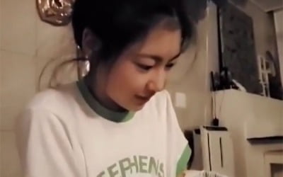 '싱글맘' 박연수, "지욱이 마사지 해주는 지아" 우애 깊은 남매에 얼마나 흐뭇할까 [TEN★]