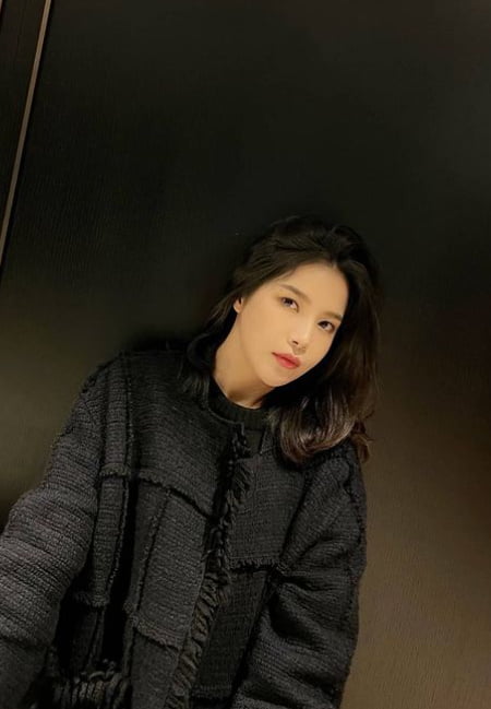 솔라, 역시 마마무는 시크해…찰떡같은 올블랙 [TEN★]