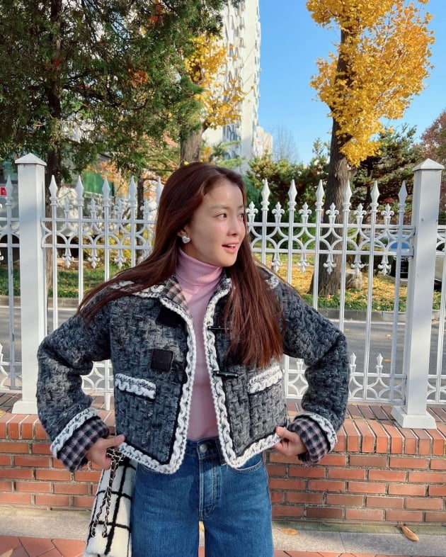 '외식사업가♥' 이시영, 걸어다니는 명품…C사룩으로 발랄+러블리 매력 [TEN★]