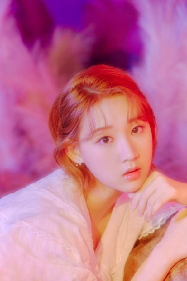 위클리 신지윤 /사진제공=IST엔터테인먼트