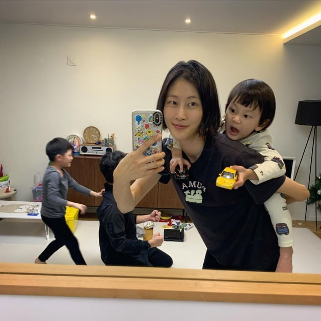 'S전자 엔지니어♥' 이현이, 톱모델도 육아 앞에선 별 수 없어 "퇴근 후 일과" [TEN★]
