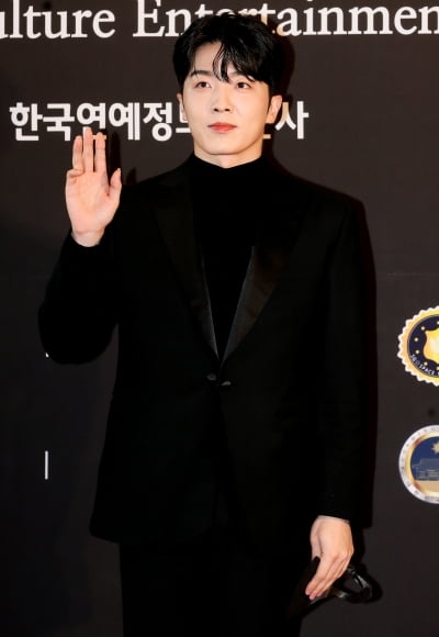 [TEN 포토] 적재 '시상식 왔어요'