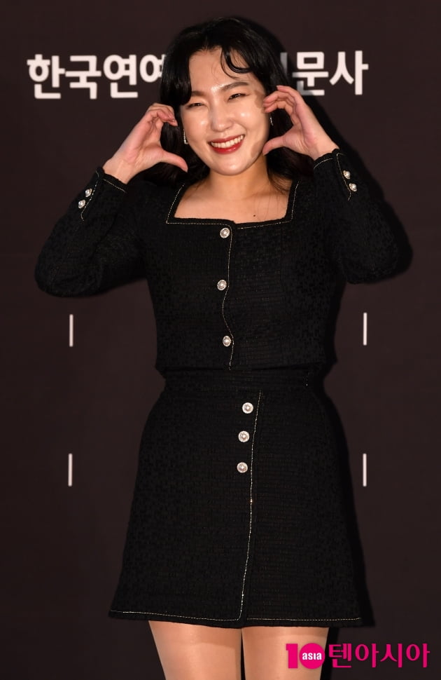 [TEN 포토] 이은지 '스타상의 볼하트'