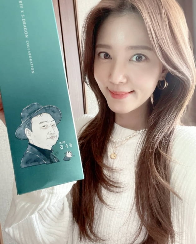 '백도빈♥' 정시아, 41세에도 여전한 '샴푸의 요정'…세월 역주행 미모 [TEN★]