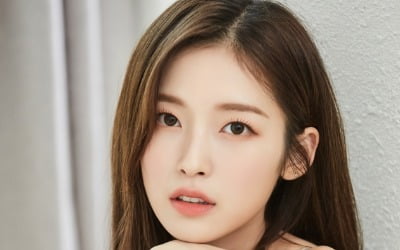 오마이걸 아린, 연탄 2만 장 기부…올해만 세 번째 선행