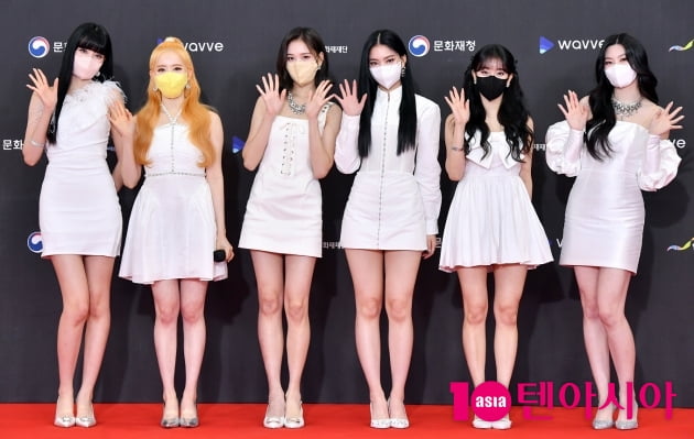 [TEN 포토] 스테이씨 '선명한 인형 비주얼'