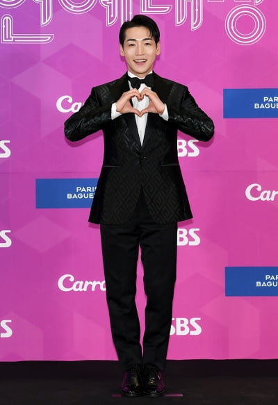 [TEN 포토] 박군 '연예대상 신인상 수상'