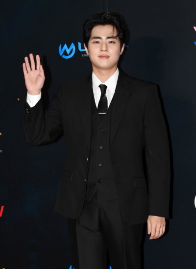 [TEN 포토] 조병규 '오랜만에 인사드려요'