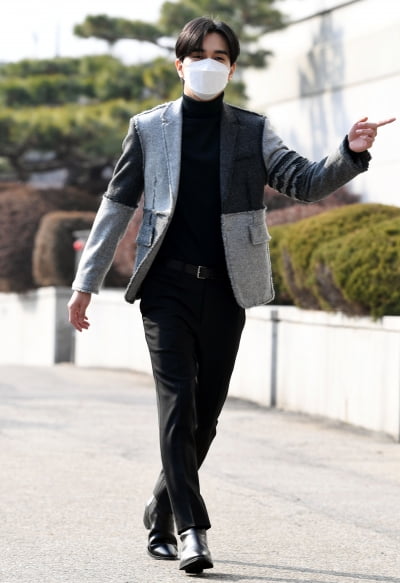 [TEN 포토] 유승호 '손짓 하나에도 멋짐장착'